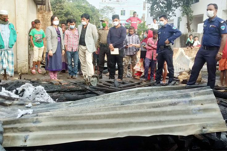 মাদক সেবনে বাধা দেয়ায় পুড়িয়ে হত্যা
