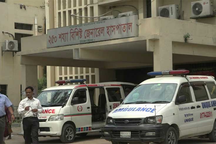 সড়কে-ঝরল-গৃহবধূর-প্রাণ