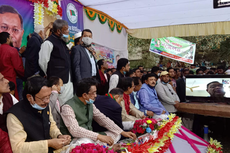দেশে-ফিরে-অনেকে-রাস্তাঘাট চিনতে-পারে-না-তথ্যমন্ত্রী