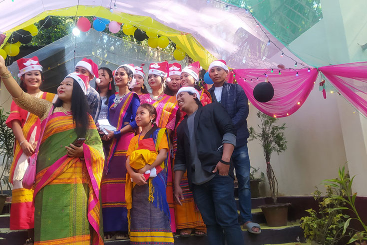 খাগড়াছড়িতে নানা আয়োজনে বড়দিন উদযাপন