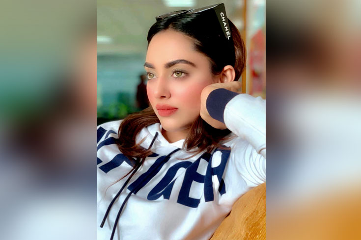 আত্মহত্যার হুমকি তমা মির্জার