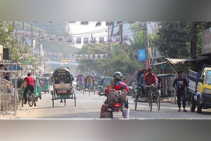 চট্টগ্রামে ভোট কেন্দ্রে ককটেল বিস্ফোরণ