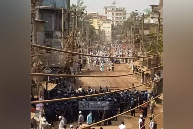 হেফাজতের-বিক্ষোভ-চট্টগ্রাম-খাগড়াছড়ি-মহাসড়ক-বন্ধ