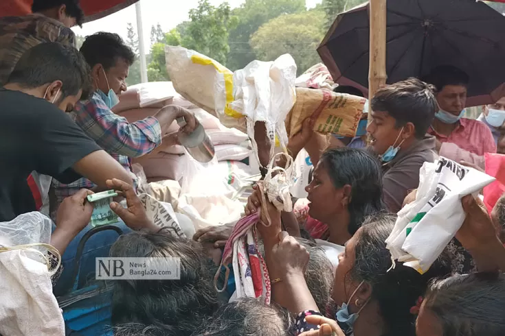 দীর্ঘ-অপেক্ষার-পরও-মেলে-না-টিসিবির-পণ্য