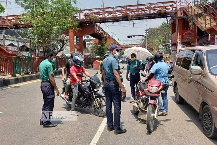 মোটরসাইকেলে আরোহী নিলেই জরিমানা