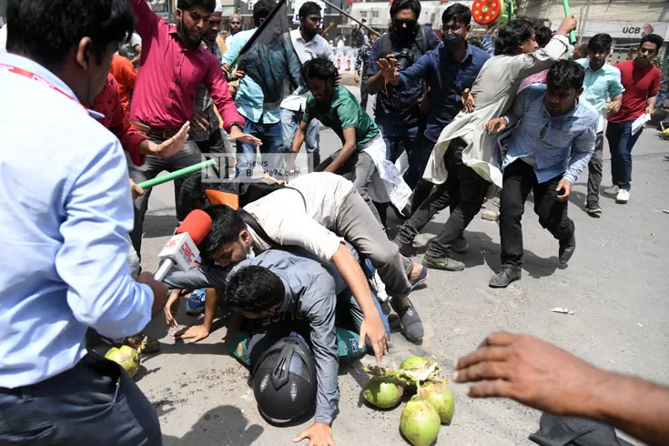 পুলিশের ওপর হামলা: ছাত্র অধিকার 
নেতা আখতার গ্রেপ্তার