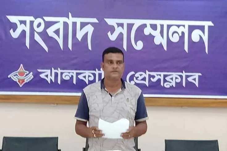 বৃদ্ধের দোকান ভাঙচুর, গাছপালা কর্তন