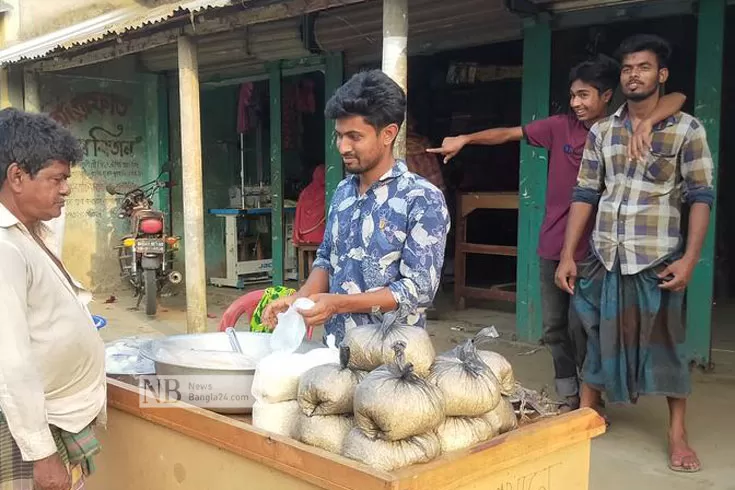 করোনায়-টিউশনি-হারিয়ে-ইফতারি-বিক্রি