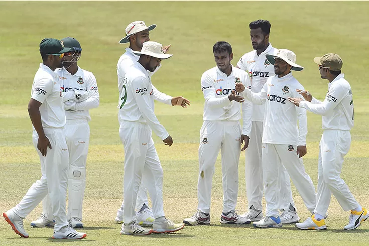 শেষ-দিনের-প্রথম-সেশনে-পাঁচ-উইকেট-বাংলাদেশের