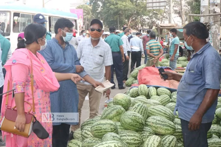 বেশি-দাম-রাখায়-তরমুজ-বিক্রেতার-জরিমানা