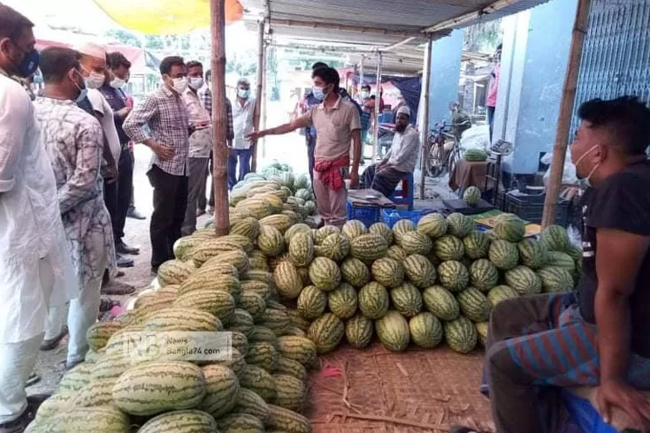 তরমুজের-বেশি-দাম-৫-জেলায়-জরিমানা