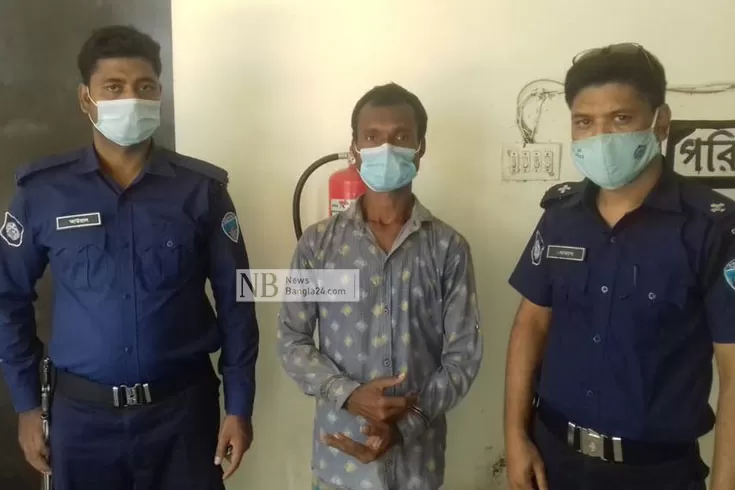 মাকে কুপিয়ে হত্যা