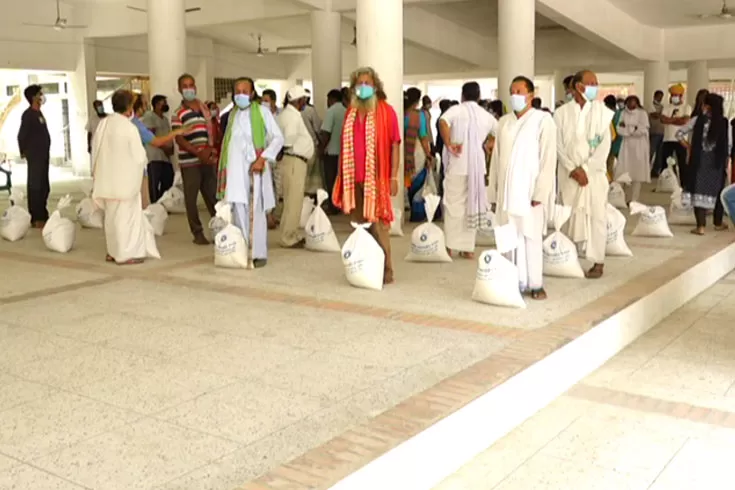 লালন-শিল্পীরা-পেলেন-প্রধানমন্ত্রীর-সহায়তা