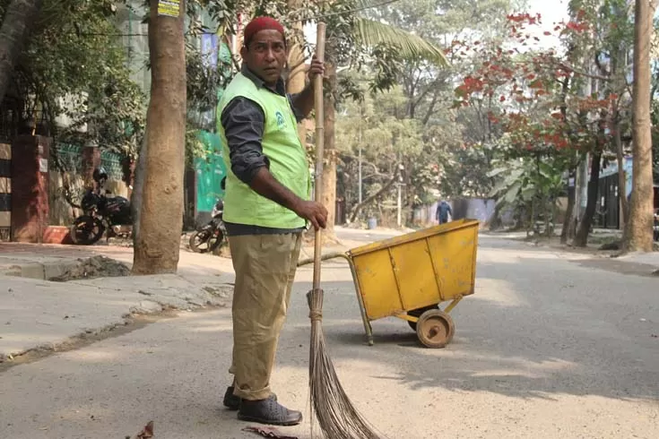 এবার তিনি ‘কাল্লু সুইপার’