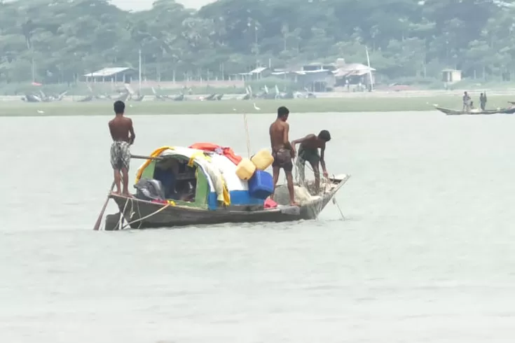 মেঘনা-তেঁতুলিয়ায়-মিলছে-না-ইলিশ-হতাশ-জেলেরা