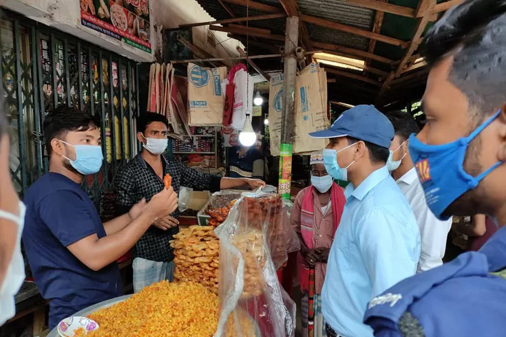 কুমিল্লায়-পাঁচ-প্রতিষ্ঠানকে-অর্ধলক্ষাধিক-টাকা-জরিমানা 