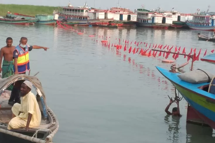 লাল-কাপড়ে-স্পিডবোট-ঘাট-বন্ধ-করল-নৌপুলিশ