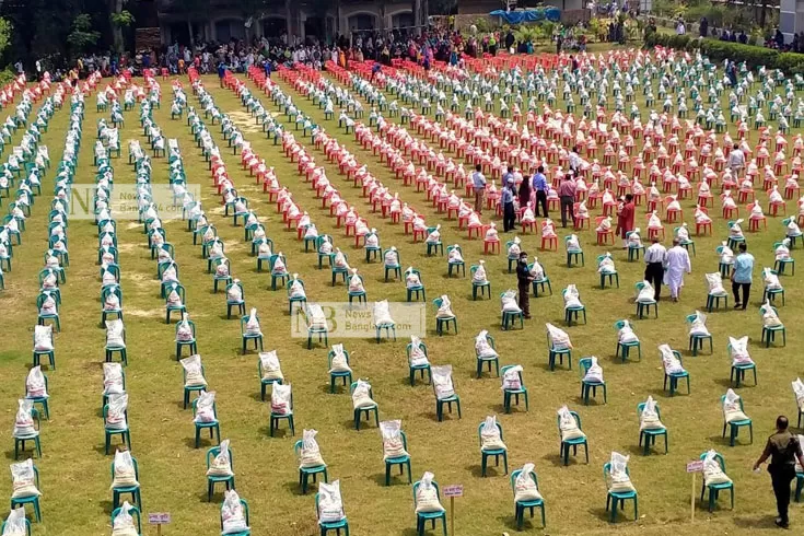 প্রধানমন্ত্রীর-সহায়তা-পেলেন-১-হাজার-মানুষ