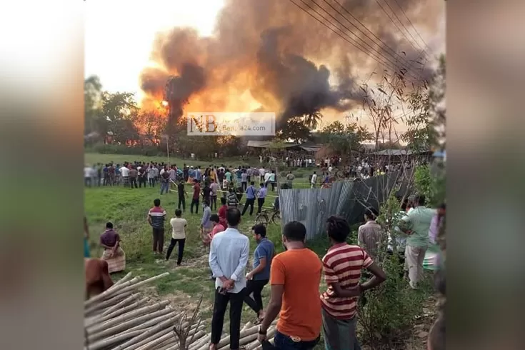 আগুনে-পুড়ল-লবণ-মিল-বসত-ঘর