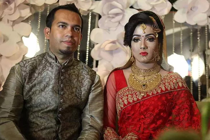স্বামীর-সঙ্গে-আর-থাকছেন-না-মাহি