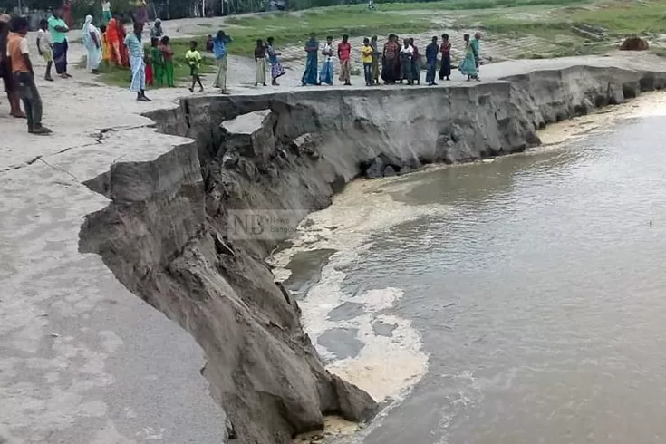 বর্ষার-আগেই-যমুনায়-ভাঙন-নদীগর্ভে-১০০-মিটার