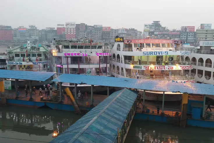 লঞ্চের-সিঁড়ি-থেকে-পড়ে-এসআইয়ের-মৃত্যু