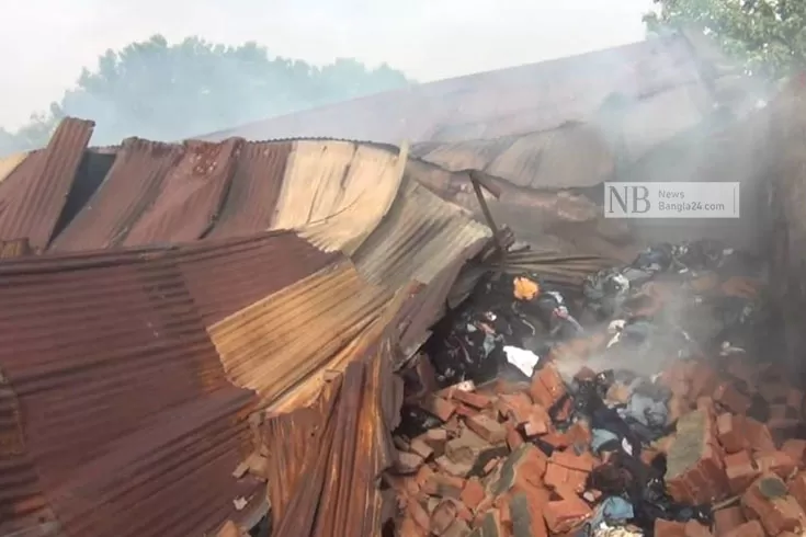 ৭-ঘণ্টার-চেষ্টায়-নিয়ন্ত্রণে-টেক্সটাইল-মিলের-আগুন