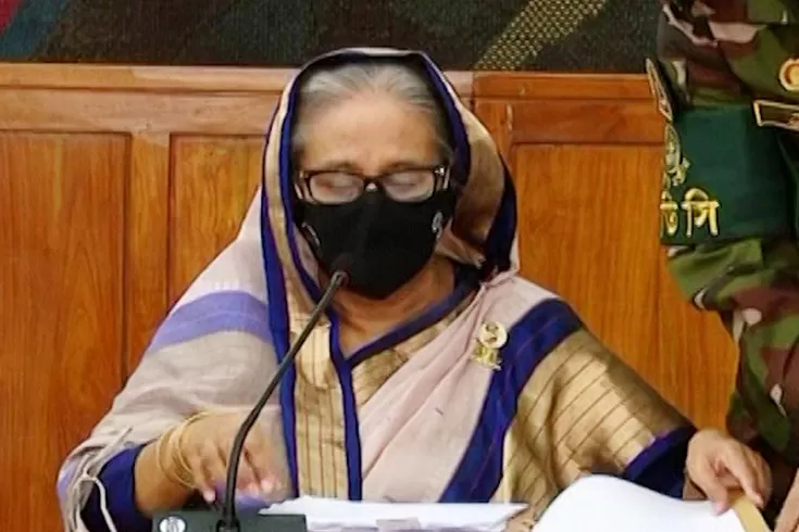 করোনা-ঝুঁকি-নিতে-মানা-করেছেন-প্রধানমন্ত্রী