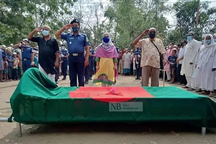গার্ড-অব-অনার-থেকে-নারী-বাদ-হতভম্ব-জাসদ