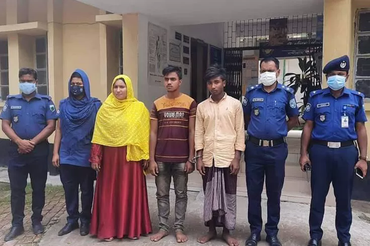 ফেসবুকে-সম্পর্ক-গড়ে-ব্ল্যাকমেইল-গ্রেপ্তার-৩