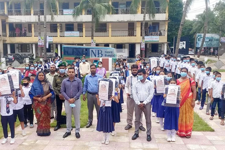 প্রধানমন্ত্রীর-উপহার-পেল-ক্ষুদ্র-নৃগোষ্ঠীর-১০০-শিশু