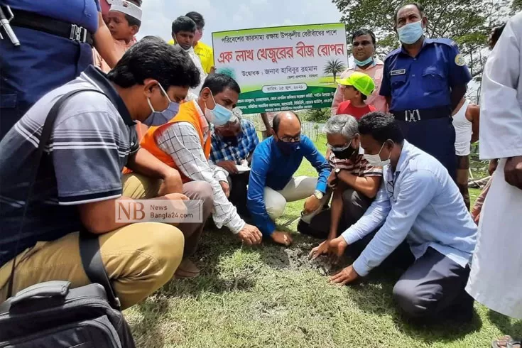 বেড়িবাঁধ রক্ষায় ১ লাখ খেজুর বীজ রোপণ