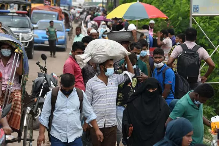 ঈদ-করি-ঢাকায়-ফিরবানে