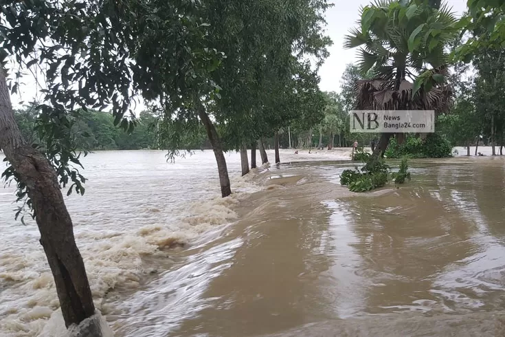 মুহুরী-ও-কহুয়া-নদীর-বাঁধের-৩-জায়গায়-ভাঙন