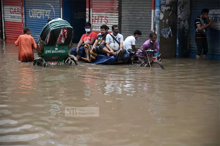 বৃষ্টিতে-জলাবদ্ধতায়-নিস্তার-নেই-রাজধানীর