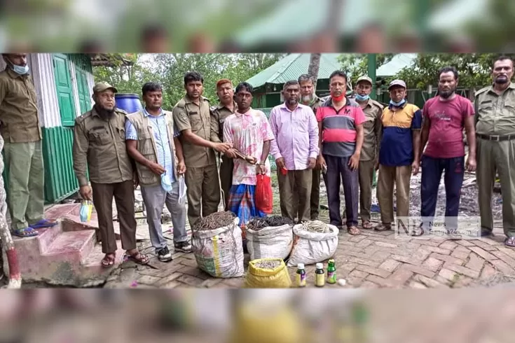 সুন্দরবনে-কীটনাশক-দিয়ে-মাছ-শিকার--জেলে-কারাগারে