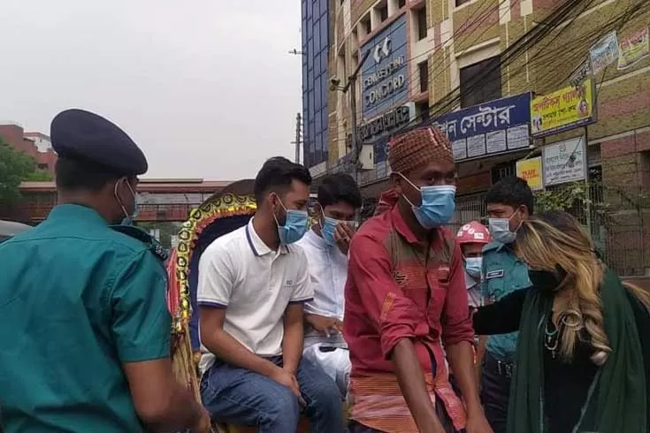 শাটডাউন শিথিল হলেও পরতে হবে মাস্ক