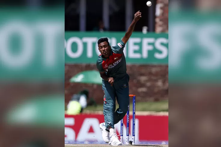 ৫০ রানের আগেই তিন উইকেট নেই জিম্বাবুয়ের