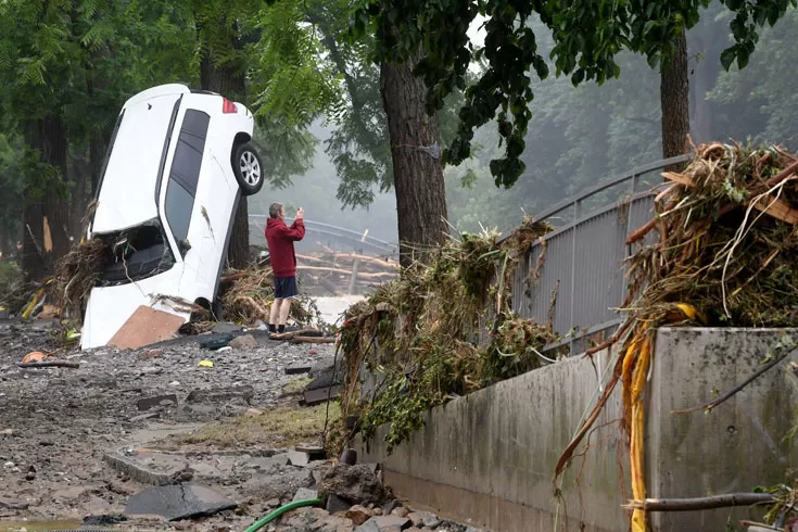 ইউরোপে বন্যা: ১২৫ মৃত্যু, নিখোঁজ দেড় হাজার