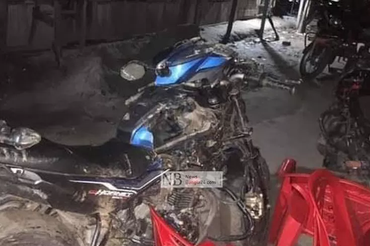 র‍্যাব-সদস্যদের-ওপর-স্থানীয়দের-হামলা-আটক-৪