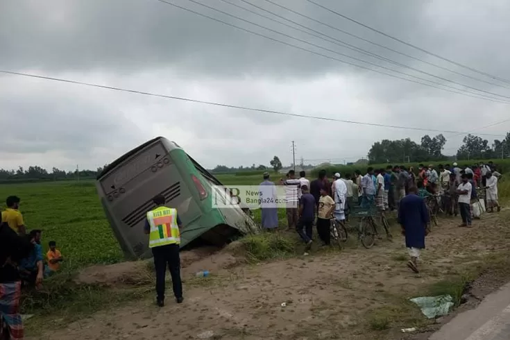 মিঠাপুকুরে দুই বাসের সংঘর্ষে নিহত ৫