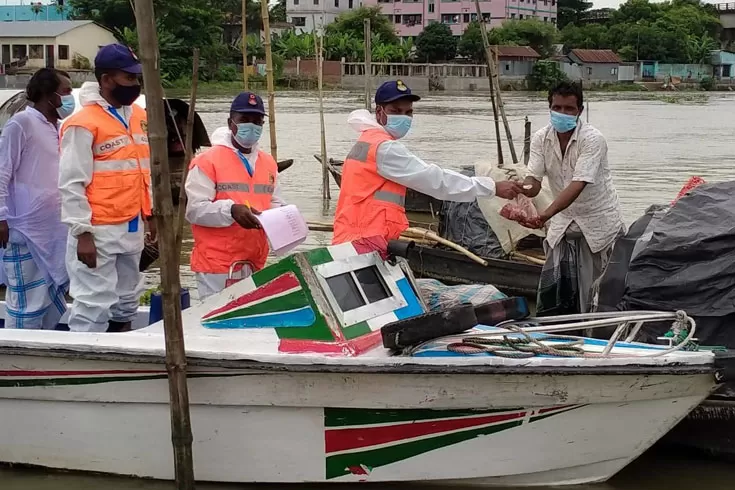 উপকূলীয়-অঞ্চলে-গরিবের-মাঝে-কোরবানির-মাংস-বিতরণ