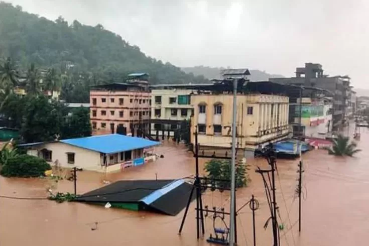 অতিবৃষ্টি বন্যা ভূমিধসে মহারাষ্ট্রে প্রাণহানি বেড়ে ১১২