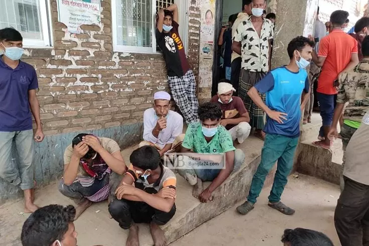 কুকুরছানাকে-লাথি-দুই-মহল্লায়-সংঘর্ষে-আহত-৫০