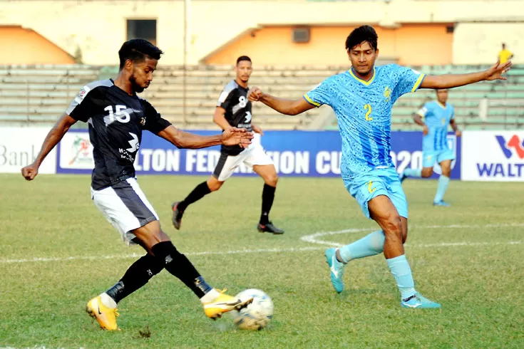 মন্ত্রণালয়ের-অনুমতিতে-শুক্রবার-থেকে-মাঠে-ফিরছে-ফুটবল