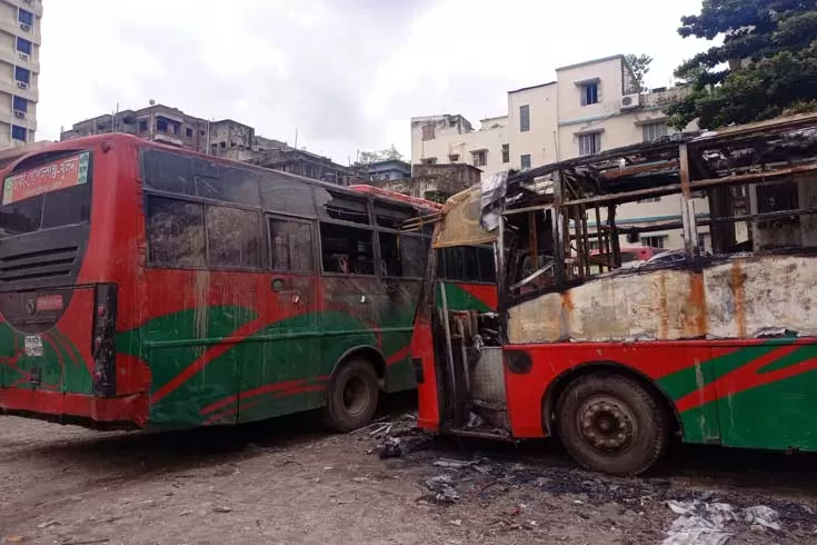 কমলাপুর, মতিঝিলে গাড়িতে আগুন কেন?
