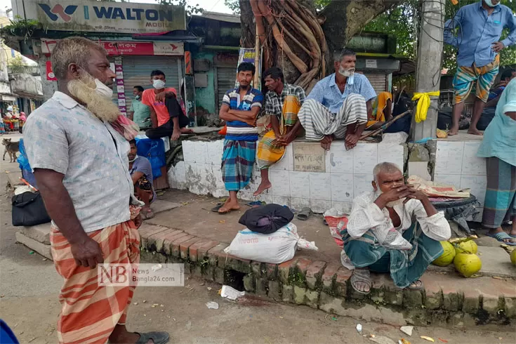 রাজবাড়ীতে শ্রমিকের হাট