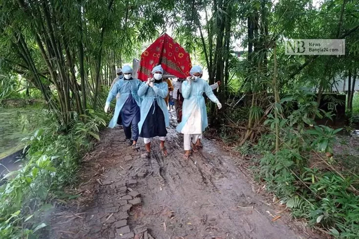 করোনায়-মৃত-নারীর-কবর-দিল-গাউছিয়া-কমিটি
