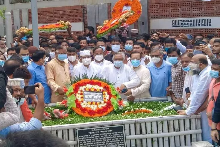 ‘সরকার ব্যর্থ, পদত্যাগ করা উচিত’