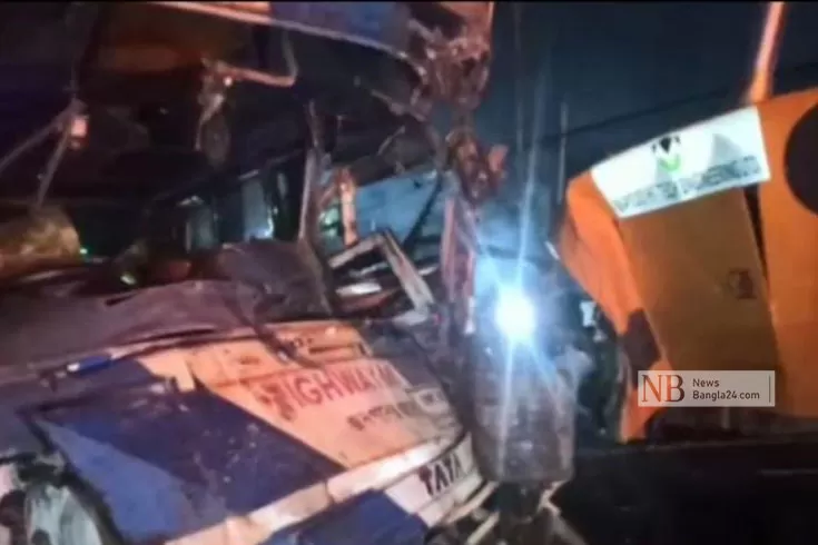 রাস্তা কাটার মেশিনের সঙ্গে বাসের ধাক্কায় তিন প্রাণহানি